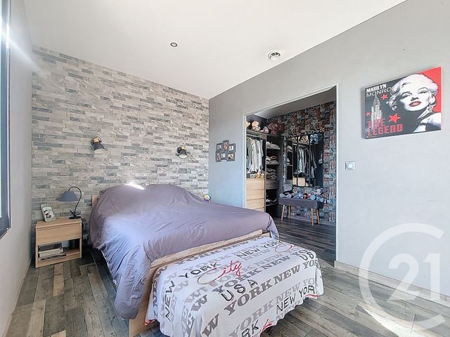 maison à vendre - 7 pièces - 202.85 m2 - DRAGUIGNAN - 83 - PROVENCE-ALPES-COTE-D-AZUR - Century 21 Haussmann Immobilier