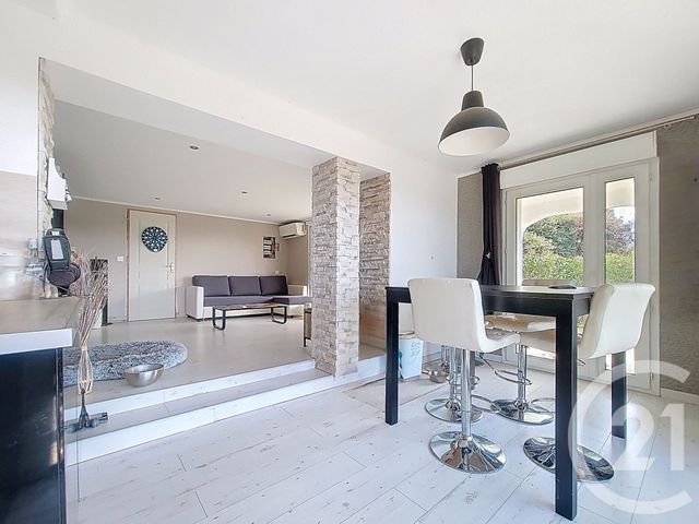 maison à vendre - 7 pièces - 202.85 m2 - DRAGUIGNAN - 83 - PROVENCE-ALPES-COTE-D-AZUR - Century 21 Haussmann Immobilier