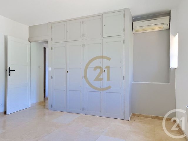 maison à vendre - 6 pièces - 151.3 m2 - DRAGUIGNAN - 83 - PROVENCE-ALPES-COTE-D-AZUR - Century 21 Haussmann Immobilier