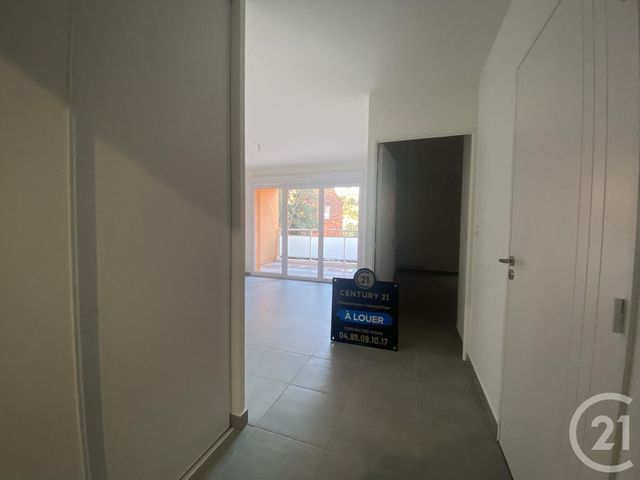 Appartement F2 à louer - 2 pièces - 43.1 m2 - DRAGUIGNAN - 83 - PROVENCE-ALPES-COTE-D-AZUR - Century 21 Haussmann Immobilier