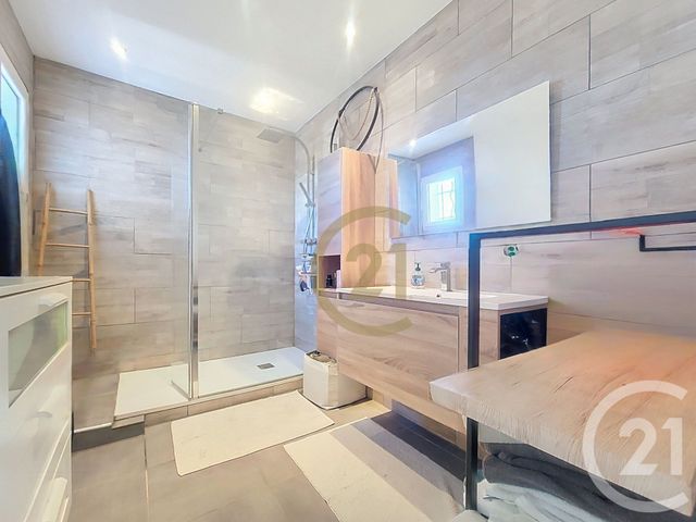 maison à vendre - 4 pièces - 94.86 m2 - DRAGUIGNAN - 83 - PROVENCE-ALPES-COTE-D-AZUR - Century 21 Haussmann Immobilier