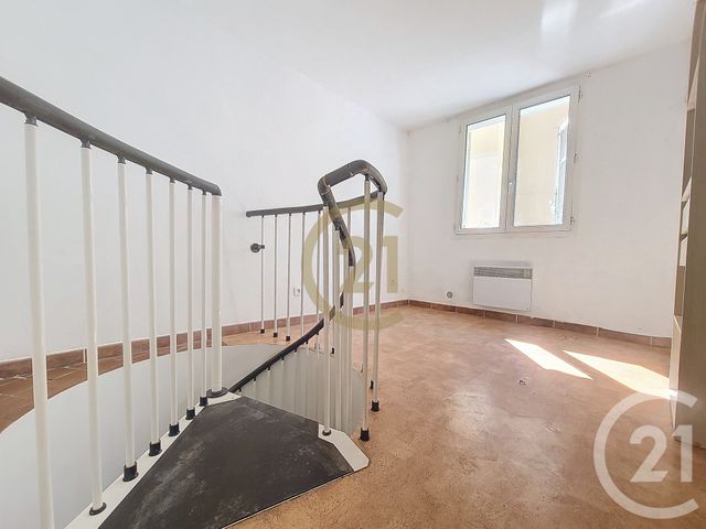 Appartement F2 à louer - 2 pièces - 28.46 m2 - DRAGUIGNAN - 83 - PROVENCE-ALPES-COTE-D-AZUR - Century 21 Haussmann Immobilier