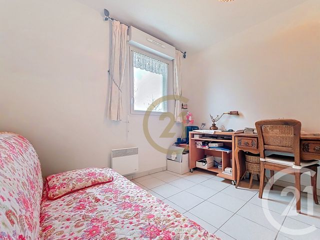 Appartement F3 à vendre - 3 pièces - 63.56 m2 - LE LUC - 83 - PROVENCE-ALPES-COTE-D-AZUR - Century 21 Haussmann Immobilier