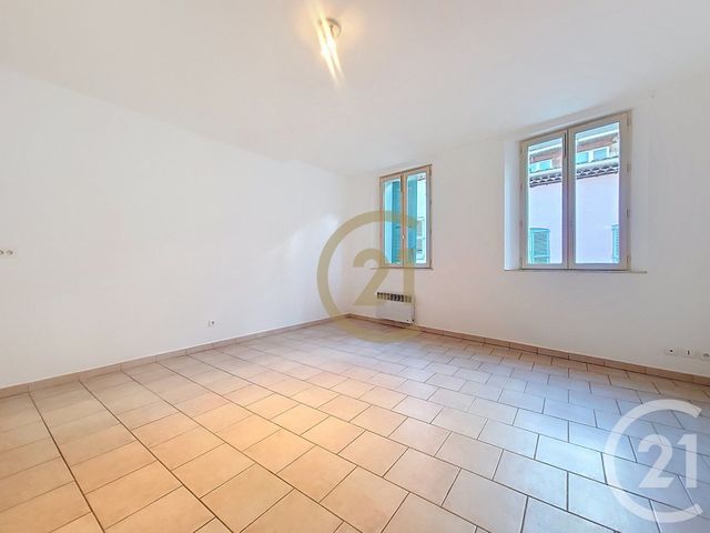 Appartement F1 à louer - 1 pièce - 33.26 m2 - DRAGUIGNAN - 83 - PROVENCE-ALPES-COTE-D-AZUR - Century 21 Haussmann Immobilier