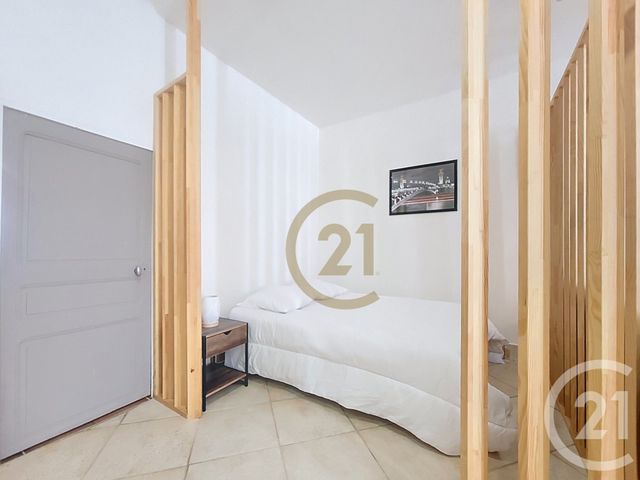Appartement F1 bis à louer - 2 pièces - 37.2 m2 - FLAYOSC - 83 - PROVENCE-ALPES-COTE-D-AZUR - Century 21 Haussmann Immobilier