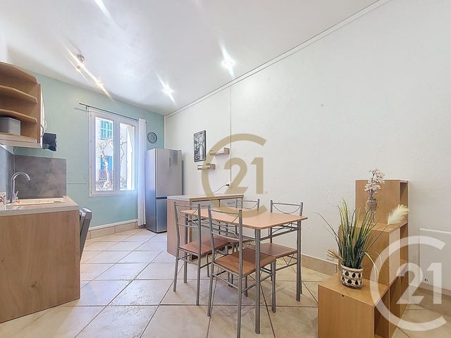 Appartement F1 bis à louer - 2 pièces - 37.2 m2 - FLAYOSC - 83 - PROVENCE-ALPES-COTE-D-AZUR - Century 21 Haussmann Immobilier