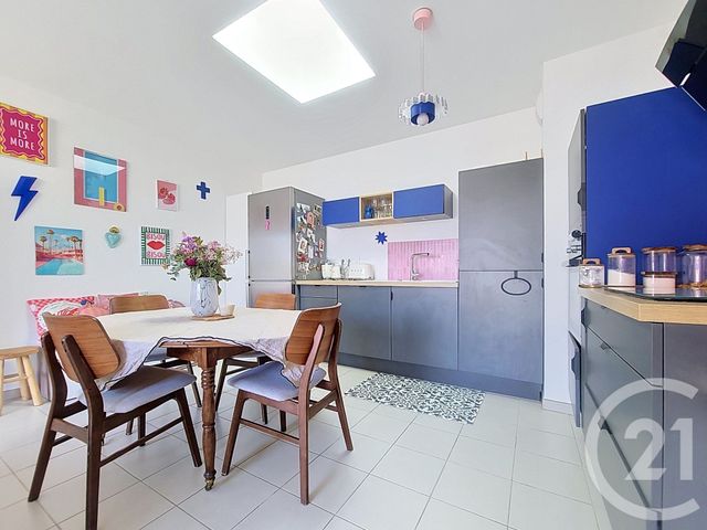 Appartement F4 à vendre - 4 pièces - 78.7 m2 - DRAGUIGNAN - 83 - PROVENCE-ALPES-COTE-D-AZUR - Century 21 Haussmann Immobilier