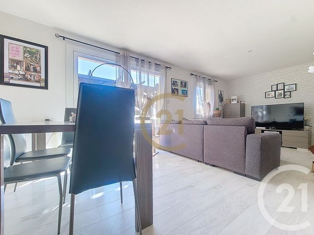 maison à vendre - 4 pièces - 85.0 m2 - LE MUY - 83 - PROVENCE-ALPES-COTE-D-AZUR - Century 21 Haussmann Immobilier