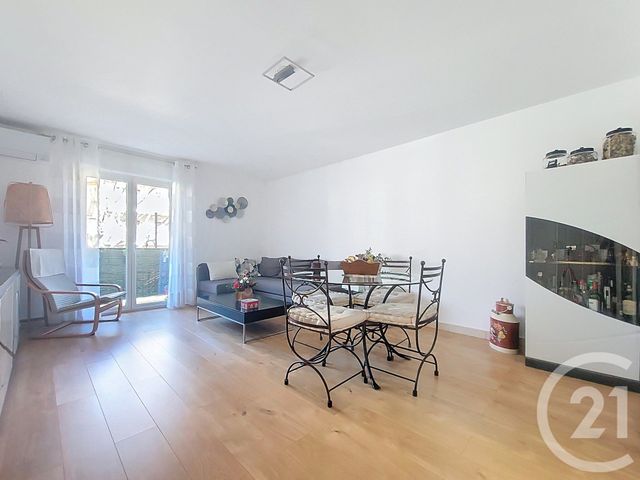 Appartement F4 à vendre - 4 pièces - 81.1 m2 - DRAGUIGNAN - 83 - PROVENCE-ALPES-COTE-D-AZUR - Century 21 Haussmann Immobilier