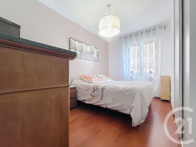 Appartement F4 à vendre - 4 pièces - 81.1 m2 - DRAGUIGNAN - 83 - PROVENCE-ALPES-COTE-D-AZUR - Century 21 Haussmann Immobilier