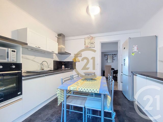 Appartement F3 à louer - 3 pièces - 78.65 m2 - DRAGUIGNAN - 83 - PROVENCE-ALPES-COTE-D-AZUR - Century 21 Haussmann Immobilier