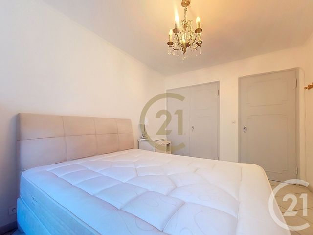 Appartement F3 à louer - 3 pièces - 78.65 m2 - DRAGUIGNAN - 83 - PROVENCE-ALPES-COTE-D-AZUR - Century 21 Haussmann Immobilier