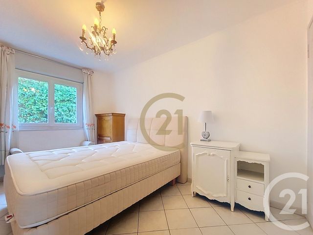 Appartement F3 à louer - 3 pièces - 78.65 m2 - DRAGUIGNAN - 83 - PROVENCE-ALPES-COTE-D-AZUR - Century 21 Haussmann Immobilier