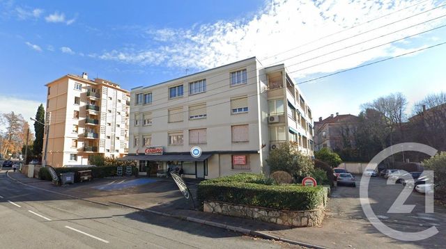 divers à louer - 15.0 m2 - DRAGUIGNAN - 83 - PROVENCE-ALPES-COTE-D-AZUR - Century 21 Haussmann Immobilier