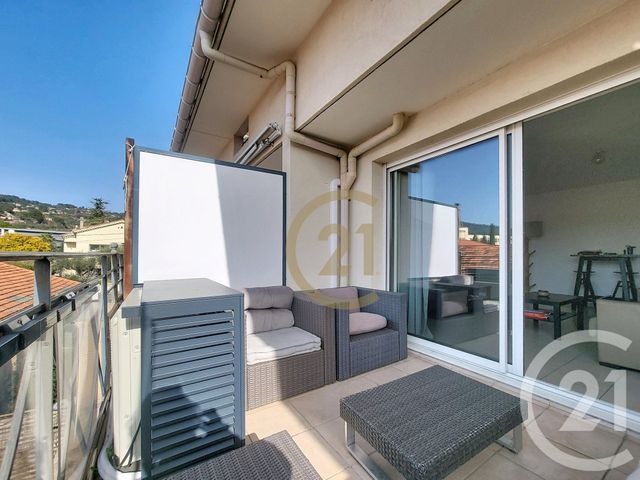 Appartement F2 à louer - 2 pièces - 38.8 m2 - DRAGUIGNAN - 83 - PROVENCE-ALPES-COTE-D-AZUR - Century 21 Haussmann Immobilier