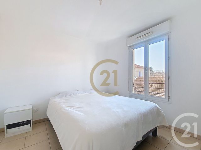 Appartement F2 à louer - 2 pièces - 38.8 m2 - DRAGUIGNAN - 83 - PROVENCE-ALPES-COTE-D-AZUR - Century 21 Haussmann Immobilier