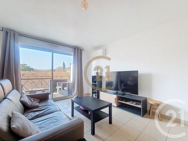 Appartement F2 à louer - 2 pièces - 38.8 m2 - DRAGUIGNAN - 83 - PROVENCE-ALPES-COTE-D-AZUR - Century 21 Haussmann Immobilier