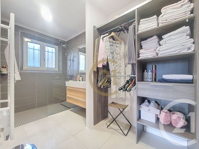 maison à vendre - 8 pièces - 264.0 m2 - DRAGUIGNAN - 83 - PROVENCE-ALPES-COTE-D-AZUR - Century 21 Haussmann Immobilier