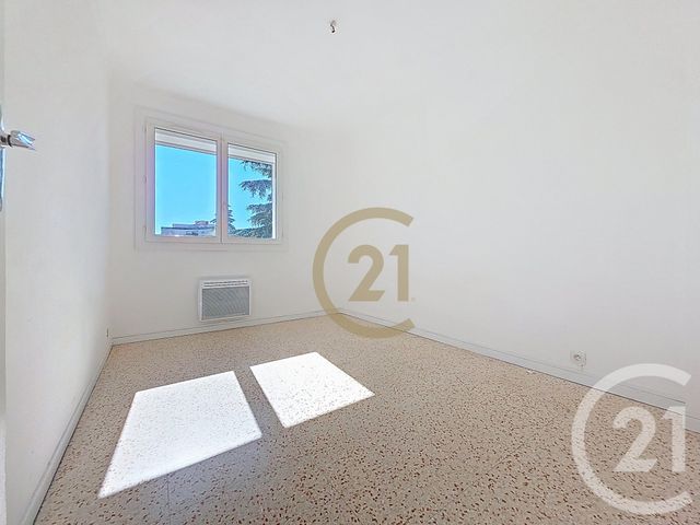 Appartement F3 à vendre - 3 pièces - 55.0 m2 - DRAGUIGNAN - 83 - PROVENCE-ALPES-COTE-D-AZUR - Century 21 Haussmann Immobilier