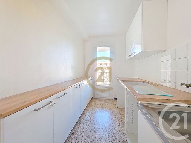 Appartement F3 à vendre - 3 pièces - 55.0 m2 - DRAGUIGNAN - 83 - PROVENCE-ALPES-COTE-D-AZUR - Century 21 Haussmann Immobilier