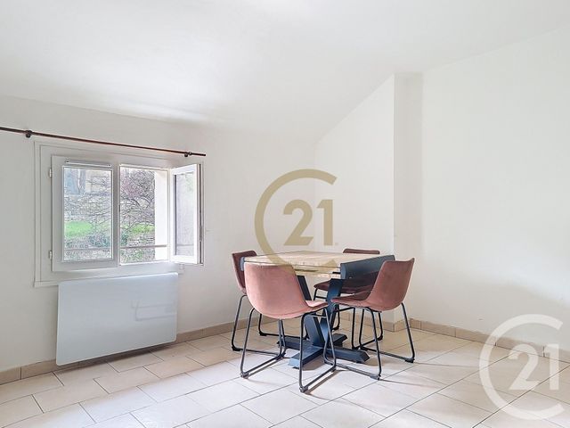 Appartement F2 à louer - 2 pièces - 45.0 m2 - DRAGUIGNAN - 83 - PROVENCE-ALPES-COTE-D-AZUR - Century 21 Haussmann Immobilier