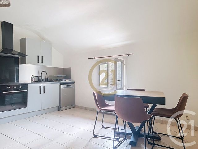 Appartement F2 à louer - 2 pièces - 45.0 m2 - DRAGUIGNAN - 83 - PROVENCE-ALPES-COTE-D-AZUR - Century 21 Haussmann Immobilier