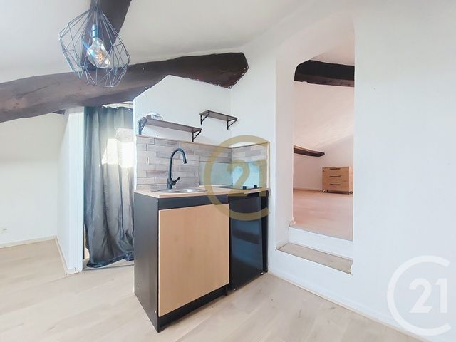 Appartement F2 à louer - 2 pièces - 41.98 m2 - DRAGUIGNAN - 83 - PROVENCE-ALPES-COTE-D-AZUR - Century 21 Haussmann Immobilier