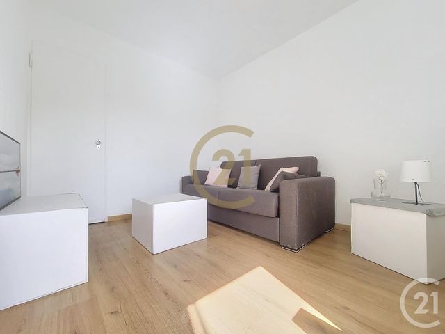 Appartement F3 bis à louer - 4 pièces - 65.71 m2 - DRAGUIGNAN - 83 - PROVENCE-ALPES-COTE-D-AZUR - Century 21 Haussmann Immobilier