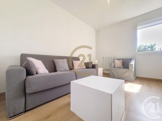 Appartement F3 bis à louer - 4 pièces - 65.71 m2 - DRAGUIGNAN - 83 - PROVENCE-ALPES-COTE-D-AZUR - Century 21 Haussmann Immobilier