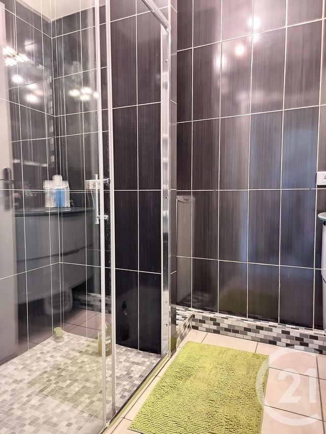 Appartement F2 à vendre - 2 pièces - 46.6 m2 - DRAGUIGNAN - 83 - PROVENCE-ALPES-COTE-D-AZUR - Century 21 Haussmann Immobilier