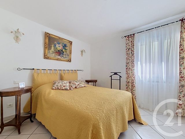 maison à vendre - 7 pièces - 202.77 m2 - DRAGUIGNAN - 83 - PROVENCE-ALPES-COTE-D-AZUR - Century 21 Haussmann Immobilier