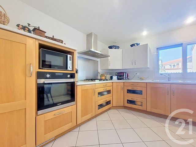 maison à vendre - 7 pièces - 202.77 m2 - DRAGUIGNAN - 83 - PROVENCE-ALPES-COTE-D-AZUR - Century 21 Haussmann Immobilier