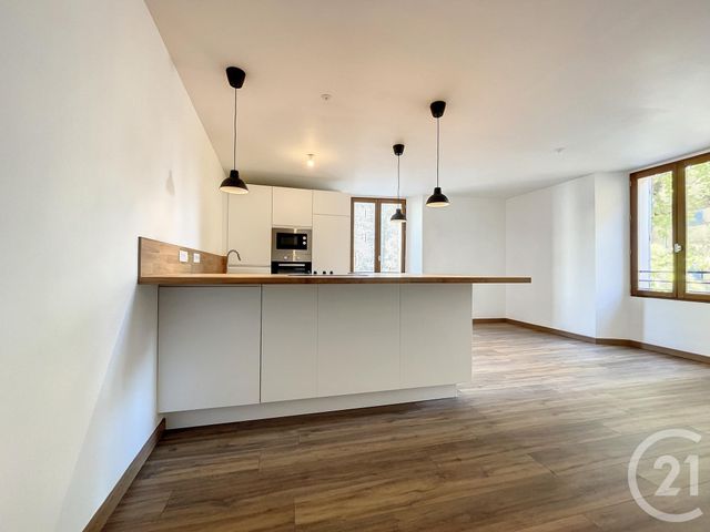 Appartement F3 à vendre - 3 pièces - 62.62 m2 - DRAGUIGNAN - 83 - PROVENCE-ALPES-COTE-D-AZUR - Century 21 Haussmann Immobilier