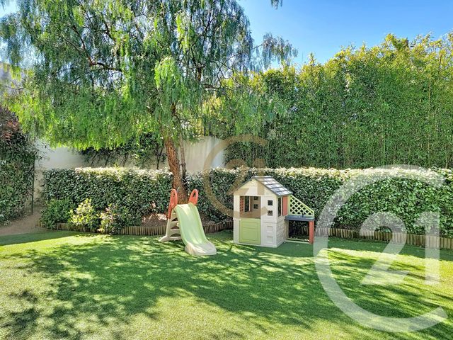 Appartement F3 à louer - 3 pièces - 71.69 m2 - ST RAPHAEL - 83 - PROVENCE-ALPES-COTE-D-AZUR - Century 21 Haussmann Immobilier