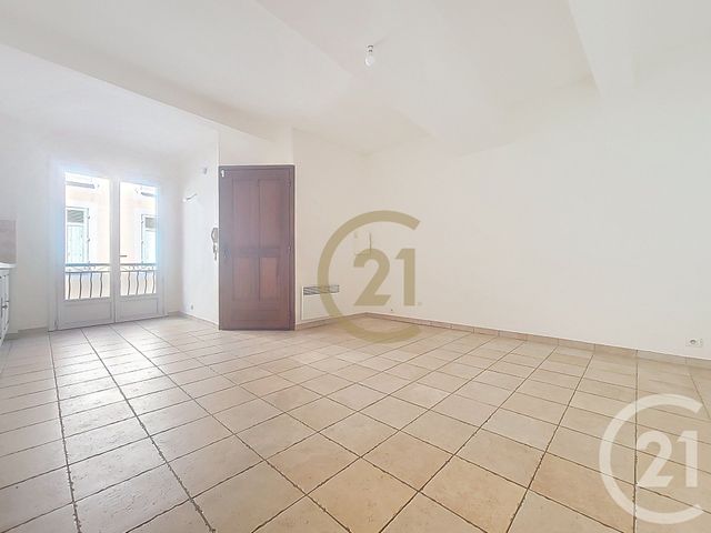 Appartement F2 à louer - 2 pièces - 37.15 m2 - DRAGUIGNAN - 83 - PROVENCE-ALPES-COTE-D-AZUR - Century 21 Haussmann Immobilier