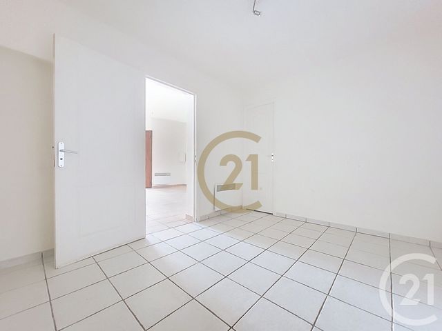 Appartement F2 à louer - 2 pièces - 37.15 m2 - DRAGUIGNAN - 83 - PROVENCE-ALPES-COTE-D-AZUR - Century 21 Haussmann Immobilier