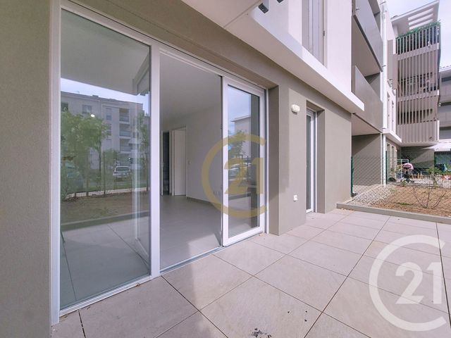 Appartement à louer - 2 pièces - 40.56 m2 - DRAGUIGNAN - 83 - PROVENCE-ALPES-COTE-D-AZUR - Century 21 Haussmann Immobilier