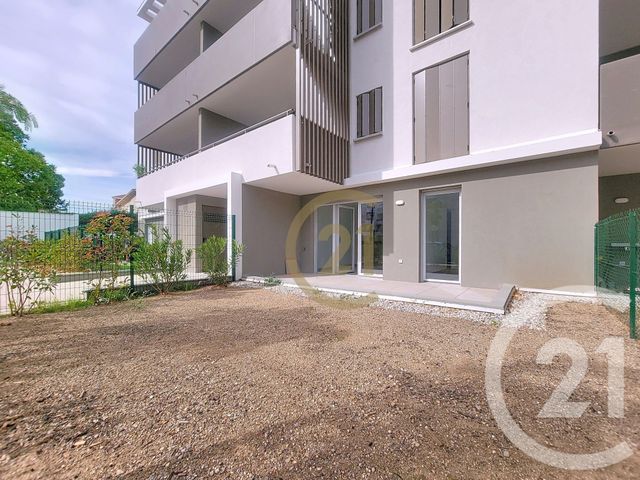 Appartement à louer - 2 pièces - 40.56 m2 - DRAGUIGNAN - 83 - PROVENCE-ALPES-COTE-D-AZUR - Century 21 Haussmann Immobilier