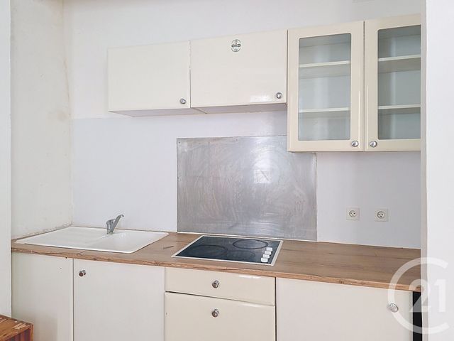 Appartement à vendre - 2 pièces - 43.8 m2 - DRAGUIGNAN - 83 - PROVENCE-ALPES-COTE-D-AZUR - Century 21 Haussmann Immobilier