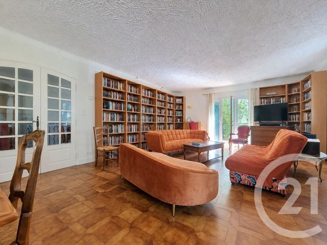 maison à vendre - 7 pièces - 222.06 m2 - DRAGUIGNAN - 83 - PROVENCE-ALPES-COTE-D-AZUR - Century 21 Haussmann Immobilier