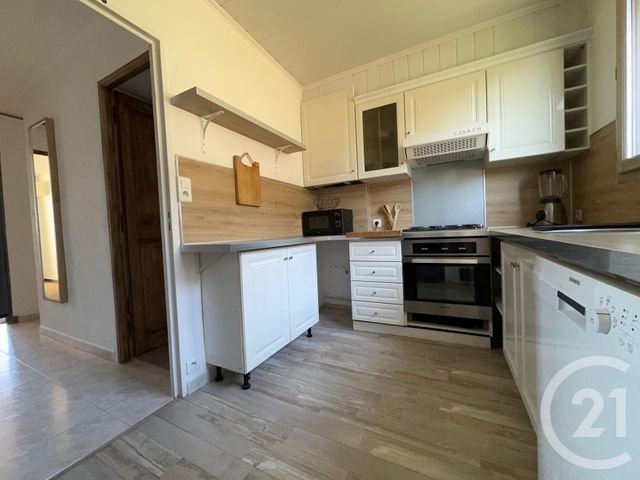 Appartement F3 à louer - 3 pièces - 54.9 m2 - DRAGUIGNAN - 83 - PROVENCE-ALPES-COTE-D-AZUR - Century 21 Haussmann Immobilier