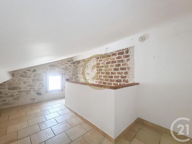 maison à louer - 2 pièces - 28.6 m2 - DRAGUIGNAN - 83 - PROVENCE-ALPES-COTE-D-AZUR - Century 21 Haussmann Immobilier