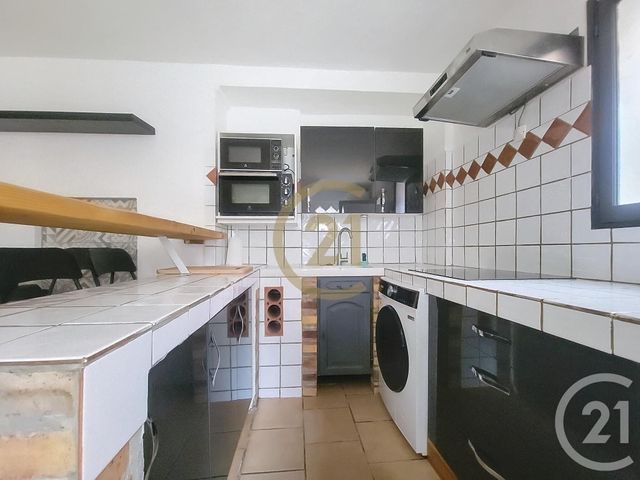 maison à louer - 2 pièces - 28.6 m2 - DRAGUIGNAN - 83 - PROVENCE-ALPES-COTE-D-AZUR - Century 21 Haussmann Immobilier