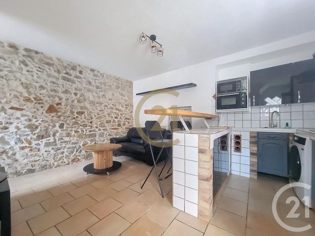 maison à louer - 2 pièces - 28.6 m2 - DRAGUIGNAN - 83 - PROVENCE-ALPES-COTE-D-AZUR - Century 21 Haussmann Immobilier