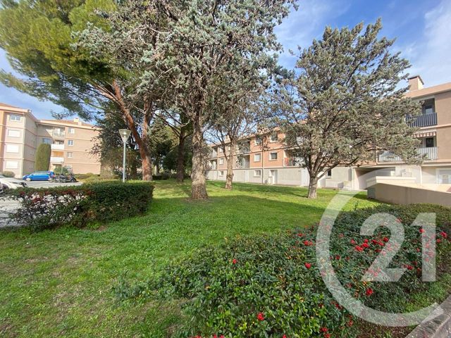Appartement F3 à louer - 3 pièces - 59.15 m2 - DRAGUIGNAN - 83 - PROVENCE-ALPES-COTE-D-AZUR - Century 21 Haussmann Immobilier