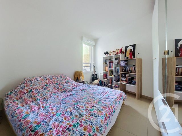 Appartement T3 à vendre - 3 pièces - 57.4 m2 - DRAGUIGNAN - 83 - PROVENCE-ALPES-COTE-D-AZUR - Century 21 Haussmann Immobilier