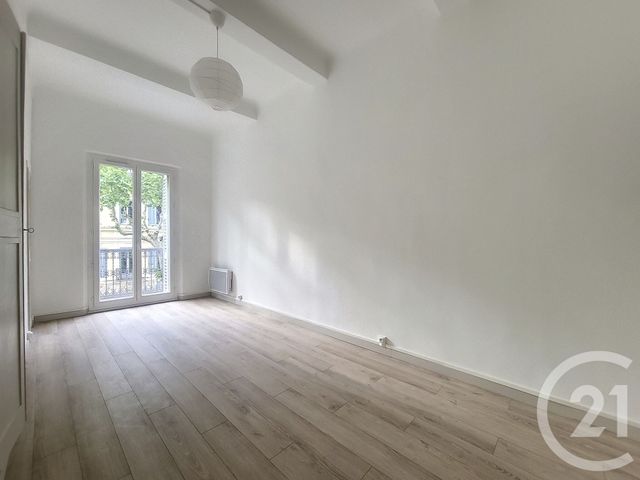 Appartement F3 à louer - 3 pièces - 76.0 m2 - DRAGUIGNAN - 83 - PROVENCE-ALPES-COTE-D-AZUR - Century 21 Haussmann Immobilier