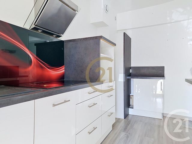 Appartement F3 à louer - 3 pièces - 58.38 m2 - DRAGUIGNAN - 83 - PROVENCE-ALPES-COTE-D-AZUR - Century 21 Haussmann Immobilier