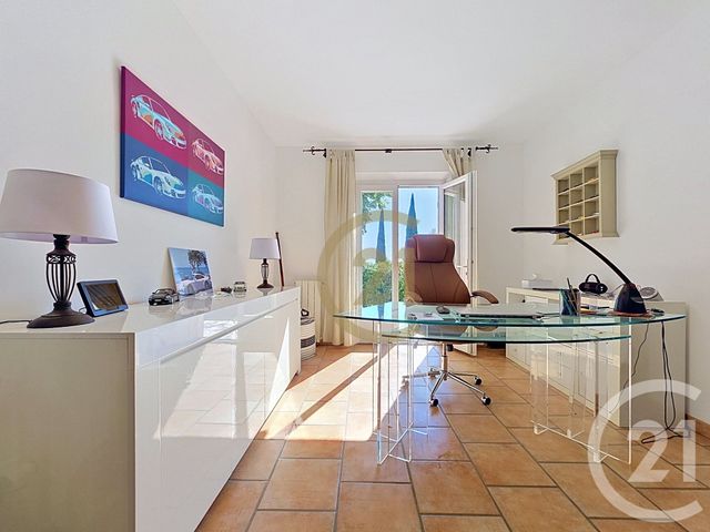 maison à vendre - 9 pièces - 315.54 m2 - DRAGUIGNAN - 83 - PROVENCE-ALPES-COTE-D-AZUR - Century 21 Haussmann Immobilier