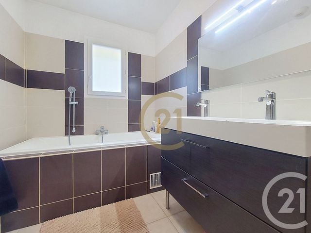 maison à vendre - 8 pièces - 174.0 m2 - DRAGUIGNAN - 83 - PROVENCE-ALPES-COTE-D-AZUR - Century 21 Haussmann Immobilier
